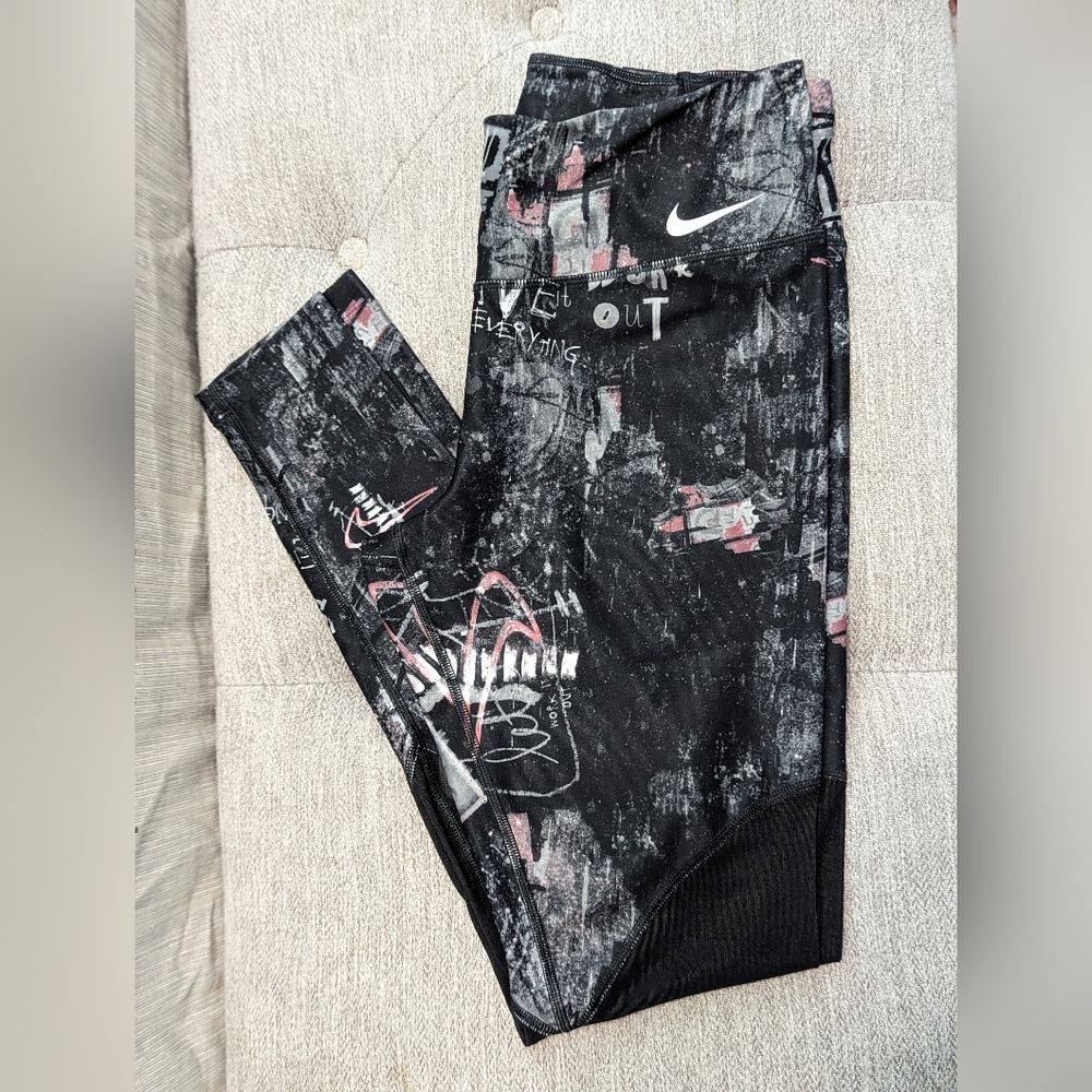 Women's Nike Leggings size M